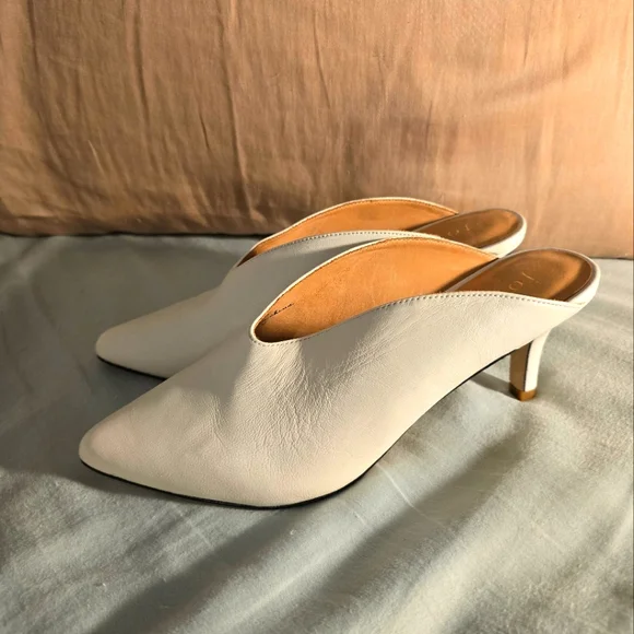 Joie White Leather Pointed Kitten Heels - Size 7 - Picture 5 of 11